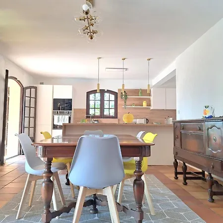 4 Bedroom With Pool Sea View Ac Parking - Benakey *